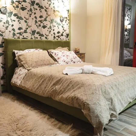 Olive Tree Apartment *