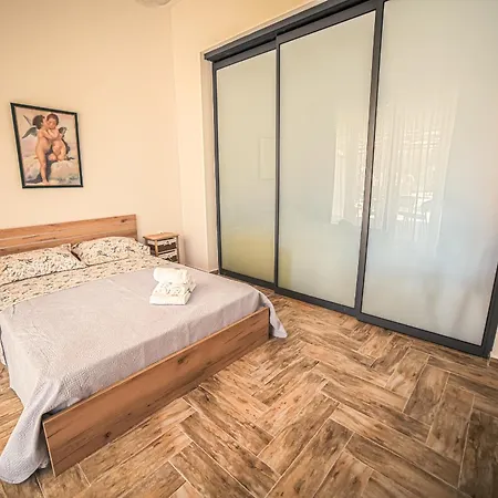 Olive Tree Apartman Eleónasz